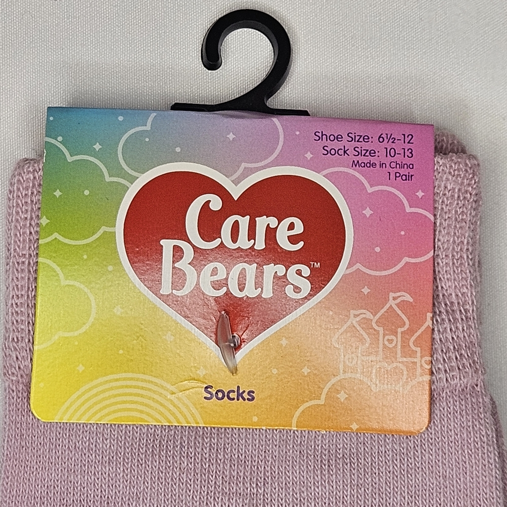 5/$20 Care Bears Love-a-lot Bear Novelty Socks NWT - Picture 5 of 6